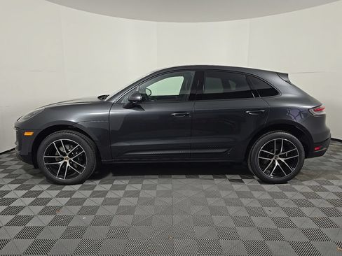Certified 2026 Porsche Macan AWD/4WD image 2