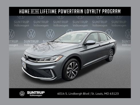 Used 2025 Volkswagen Jetta S image 1