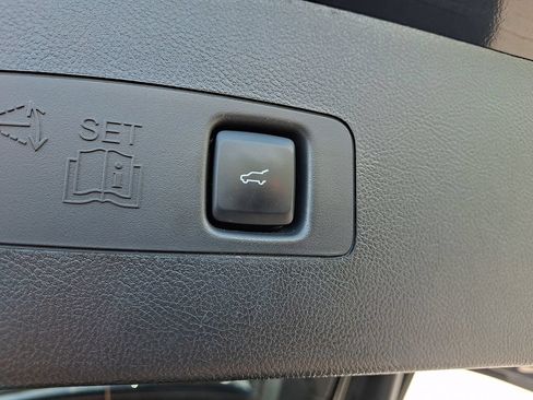 Certified 2023 Lincoln Corsair AWD image 29