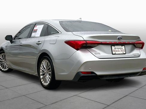 Used 2020 Toyota Avalon Limited w/ Advanced Safety Package image 11