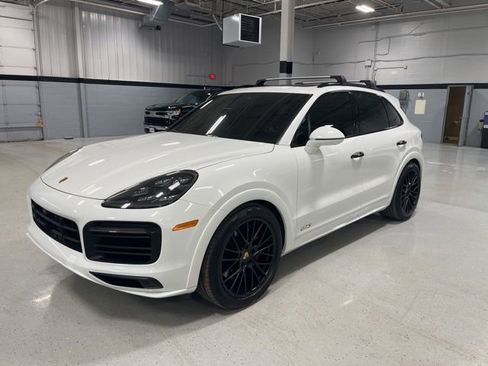 Used 2021 Porsche Cayenne GTS w/ Premium Package Plus image 3