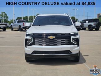 Used 2025 Chevrolet Suburban High Country AWD/4WD video 3