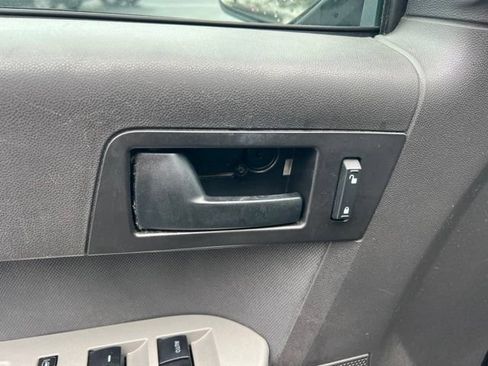 Used 2011 Ford Escape XLT w/ 202A Rapid Spec Order Code FWD image 24