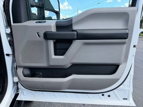 Used 2018 Ford F250 XL w/ Power Equipment Group AWD/4WD image 29