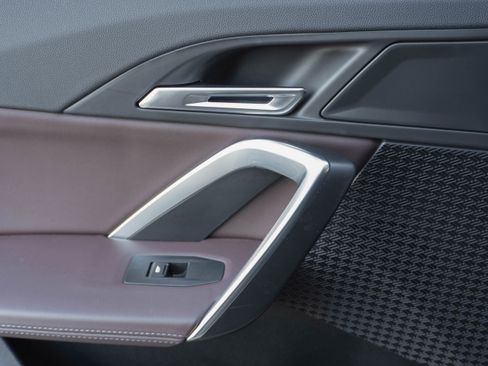 Certified 2025 BMW X1 xDrive28i image 30