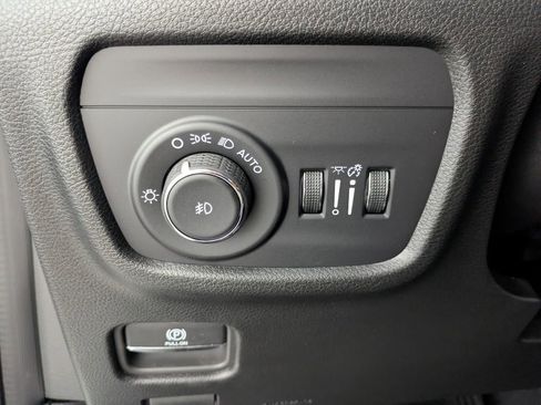 New 2025 Jeep Grand Cherokee L Limited w/ Black Appearance Package RWD image 26