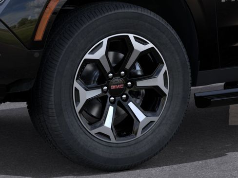 New 2026 GMC Yukon AT4 Ultimate w/ LPO, Floor Liner Package AWD/4WD image 9
