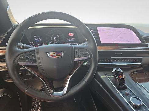 Used 2023 Cadillac Escalade Premium Luxury Platinum AWD/4WD image 25