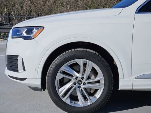 Used 2022 Audi Q7 2.0T Premium w/ Convenience Package image 12