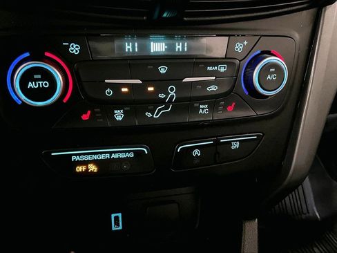 Used 2019 Ford Escape SEL w/ Ford Safe & Smart Package AWD/4WD image 15
