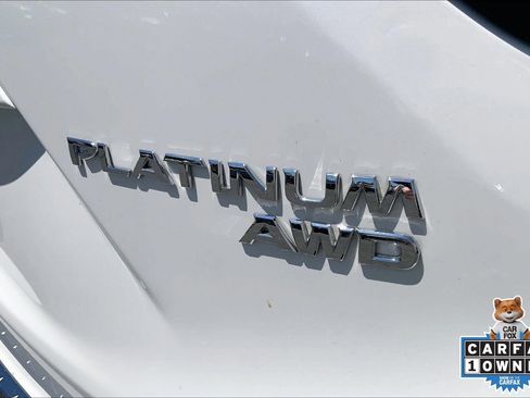 Used 2017 Nissan Murano Platinum w/ Platinum Technology Package AWD/4WD image 10