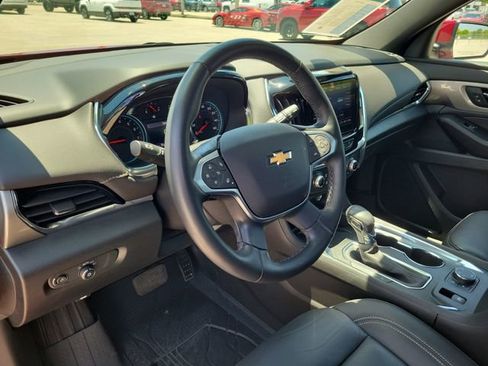 Certified 2023 Chevrolet Traverse LT w/ LPO, Floor Liner Package AWD/4WD image 17