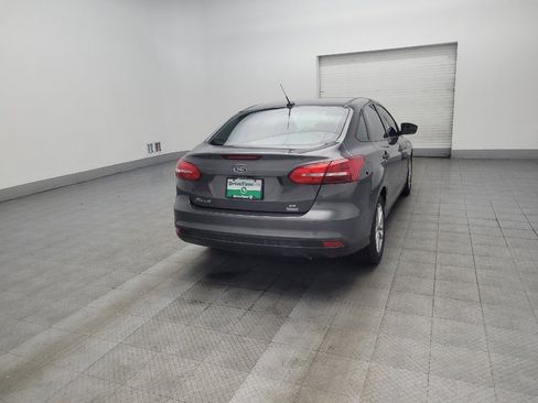 Used 2018 Ford Focus SE image 9