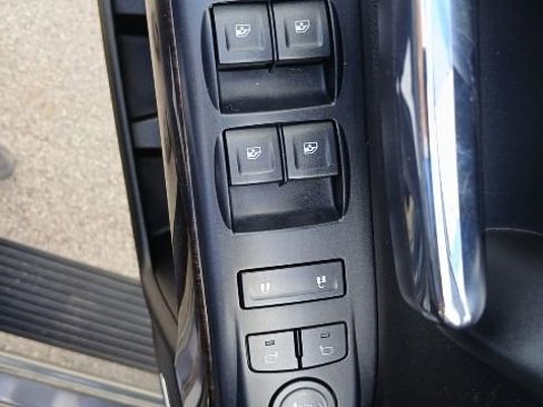 Used 2015 GMC Sierra 2500 Denali w/ Duramax Plus Package AWD/4WD image 54