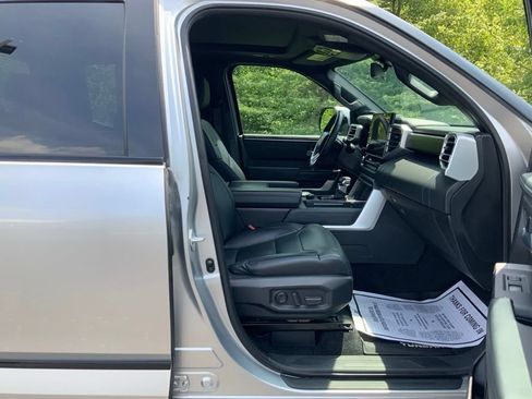 Used 2023 Toyota Tundra Platinum AWD/4WD image 26