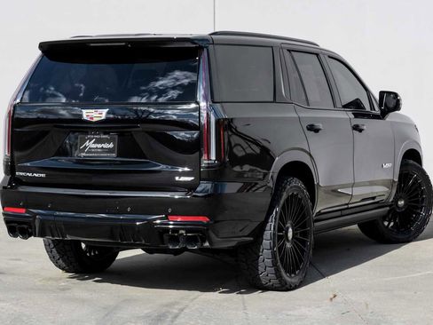 Used 2025 Cadillac Escalade V w/ LPO, Floor Liner Package image 9