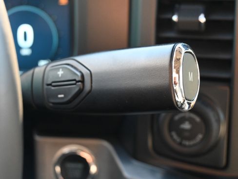 Used 2025 Ford F450 Platinum w/ Platinum Plus Package image 28