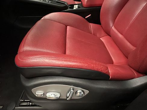 Used 2018 Porsche Macan S image 10