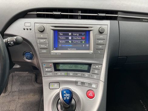 Used 2015 Toyota Prius Persona Series image 21