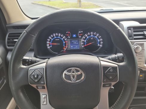 Used 2018 Toyota 4Runner SR5 RWD image 30