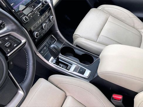 Used 2019 Subaru Ascent Limited w/ Popular Package #3 image 15