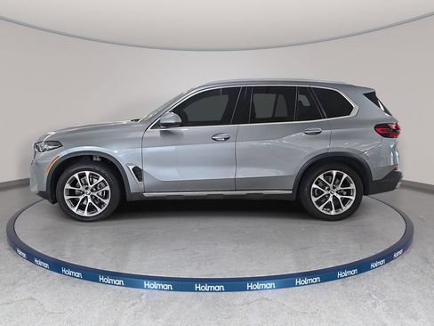 Used 2024 BMW X5 sDrive40i w/ Parking Assistance Package RWD image 11