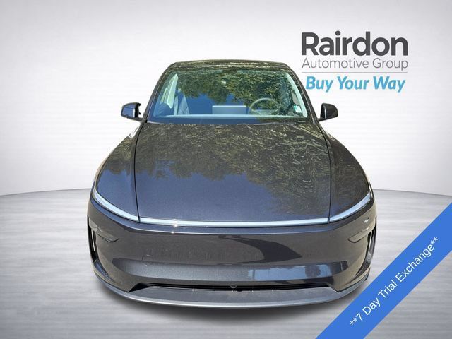 Used 2026 Tesla Model Y 2WD image 2