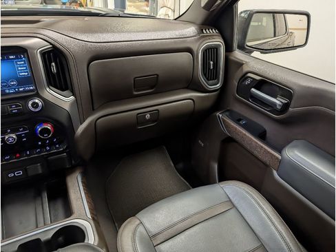 Used 2022 GMC Sierra 1500 Denali w/ Denali Premium Package AWD/4WD image 13