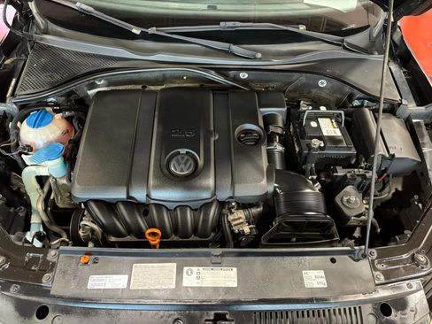 Used 2012 Volkswagen Passat 2.5 SE image 33
