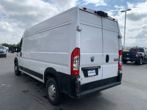 Used 2019 RAM ProMaster 2500 w/ Interior Convenience Group image 5