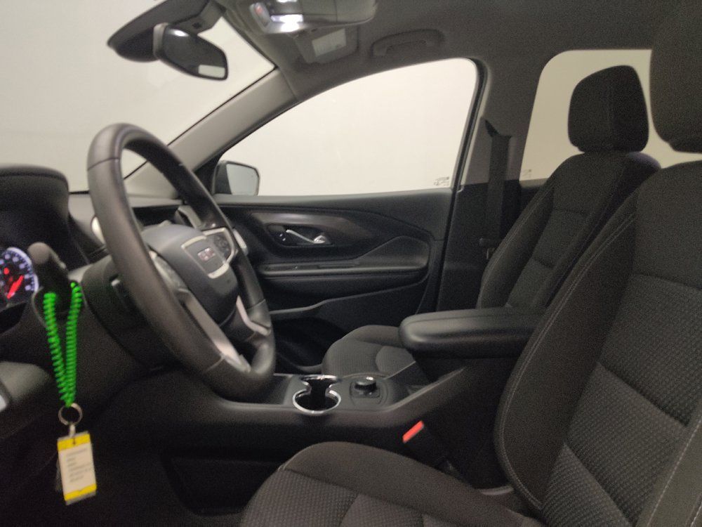 Used 2023 GMC Terrain SLE FWD image 17