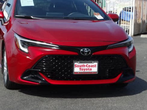 Certified 2023 Toyota Corolla SE image 4