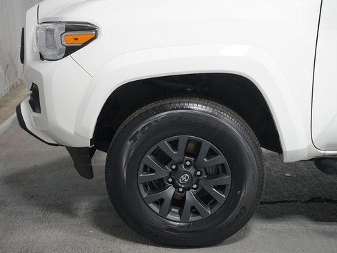 Certified 2023 Toyota Tacoma SR5 RWD image 5