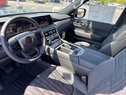 New 2026 Nissan Armada PRO-4X AWD/4WD image 10