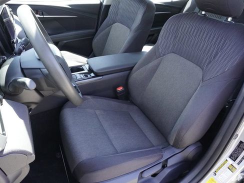 Used 2025 Toyota Camry LE FWD image 20