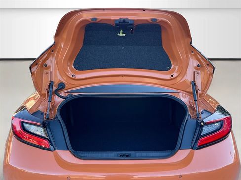 Used 2023 Toyota GR86 10th Anniversary SE image 24