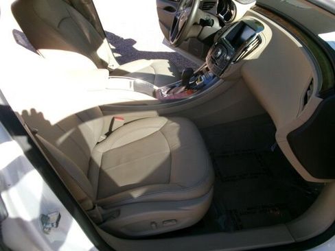 Used 2010 Buick LaCrosse CXL w/ Luxury Package image 19