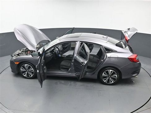 Used 2018 Honda Civic EX-T image 44
