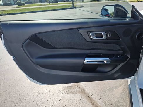 Used 2024 Ford Mustang Coupe RWD image 12