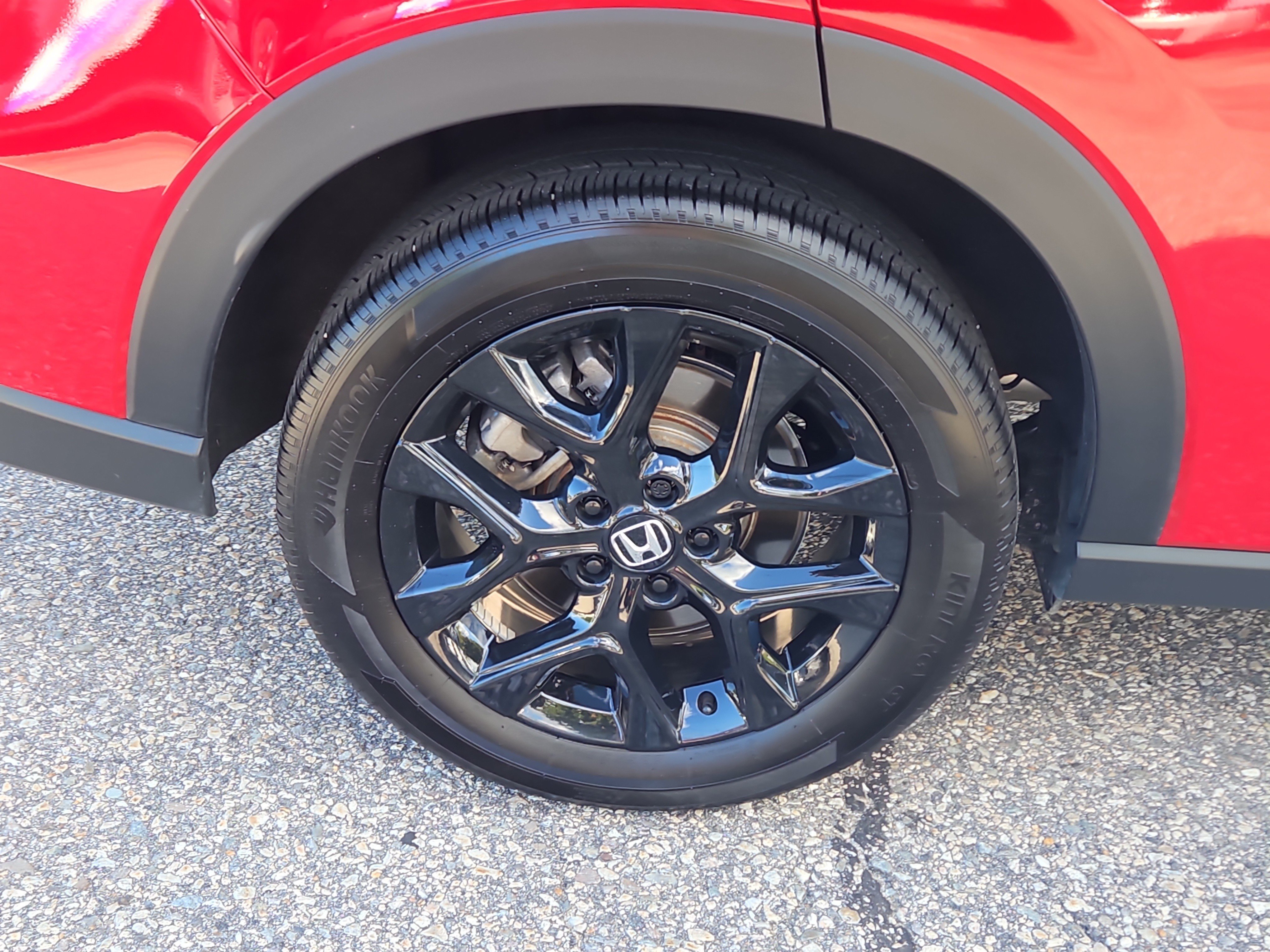 Certified 2025 Honda HR-V Sport image 4