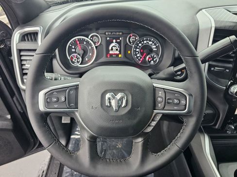 New 2026 RAM 2500 Big Horn AWD/4WD image 17
