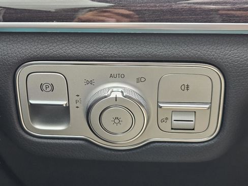 Certified 2021 Mercedes-Benz GLE 350 image 20