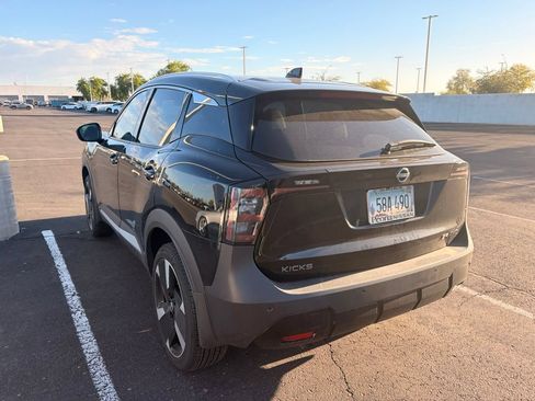 Certified 2025 Nissan Kicks SR AWD/4WD image 6