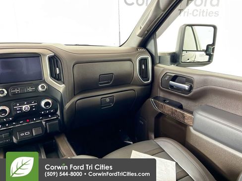 Used 2022 GMC Sierra 3500 Denali w/ Technology Package image 27