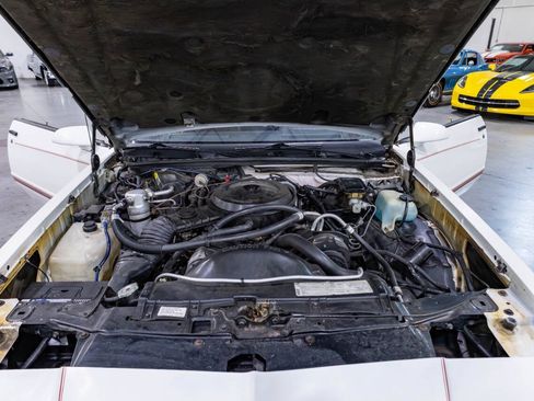 Used 1987 Chevrolet Monte Carlo SS RWD image 17