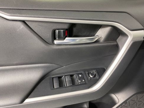 Certified 2021 Toyota RAV4 XLE image 12