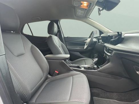 Used 2024 Buick Encore GX Preferred image 19