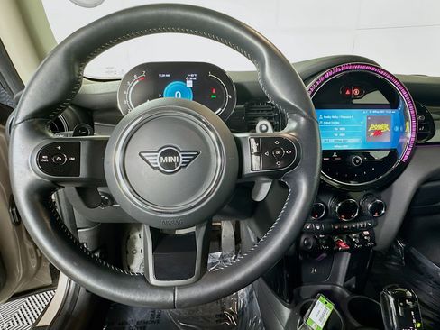 Used 2023 MINI Cooper S image 15