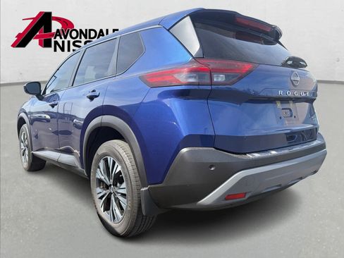 Certified 2023 Nissan Rogue SV image 3