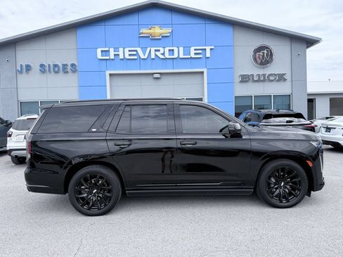 Used 2023 Cadillac Escalade Sport Platinum w/ LPO, ONYX Package AWD/4WD image 8